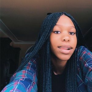 Meet your Posher, Serena